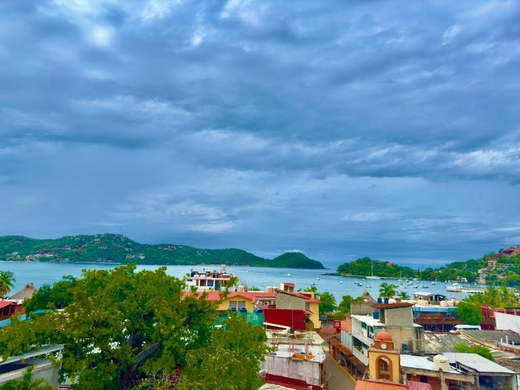 Hotel Zihuatanejo Centro Extérieur photo