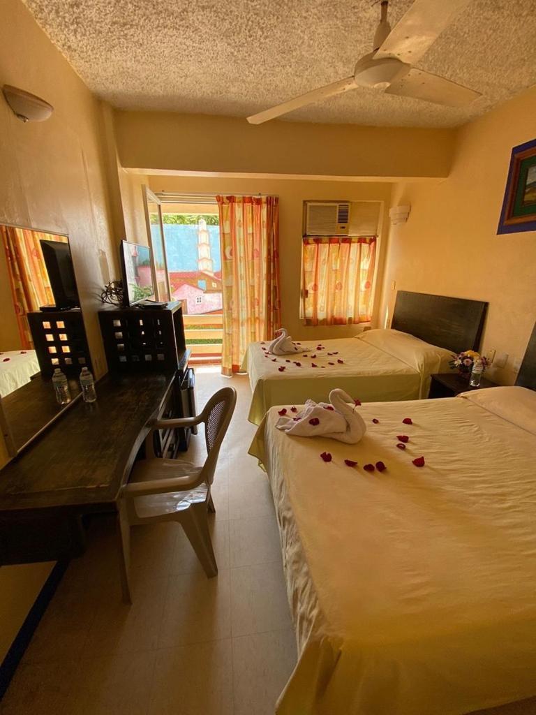 Hotel Zihuatanejo Centro Extérieur photo