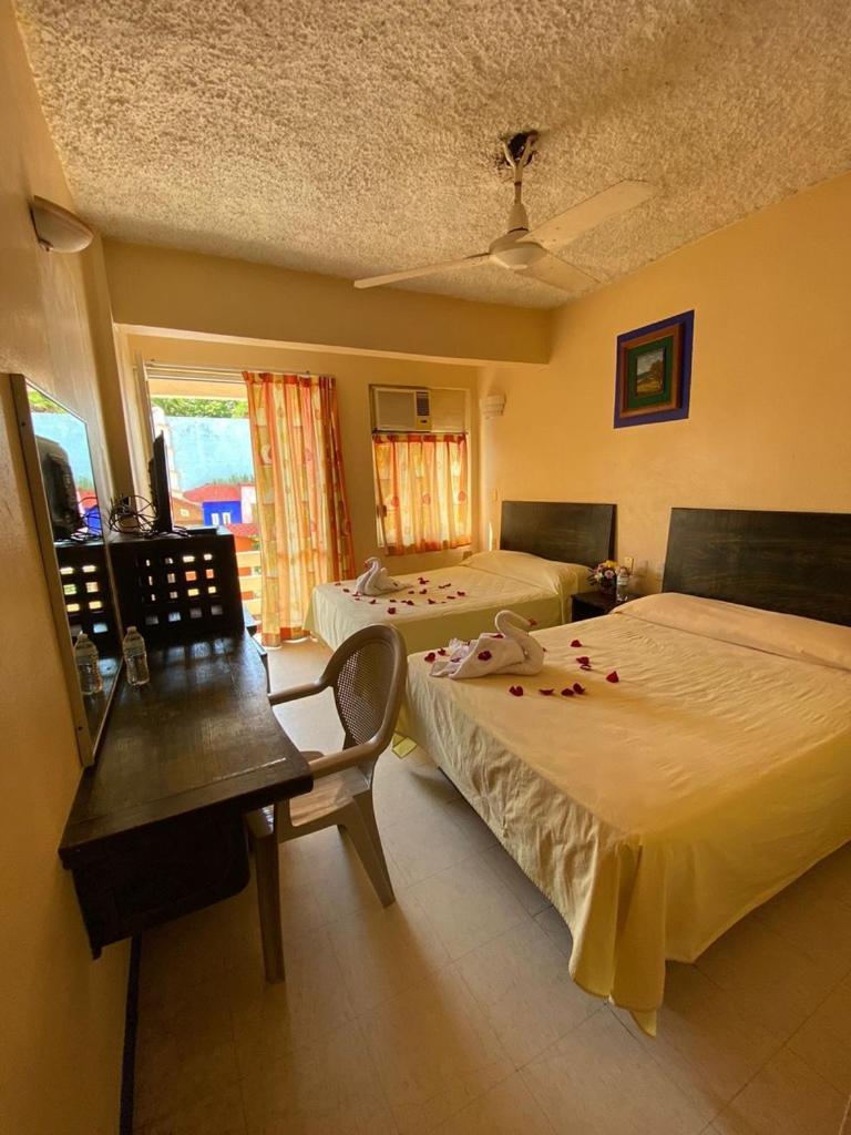 Hotel Zihuatanejo Centro Extérieur photo